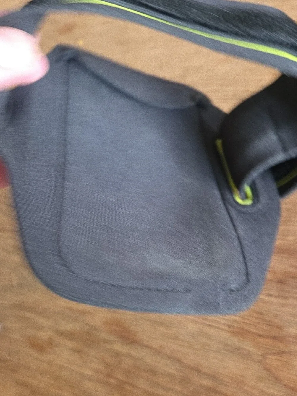 belkin Gray and Neon Green Sport Armband